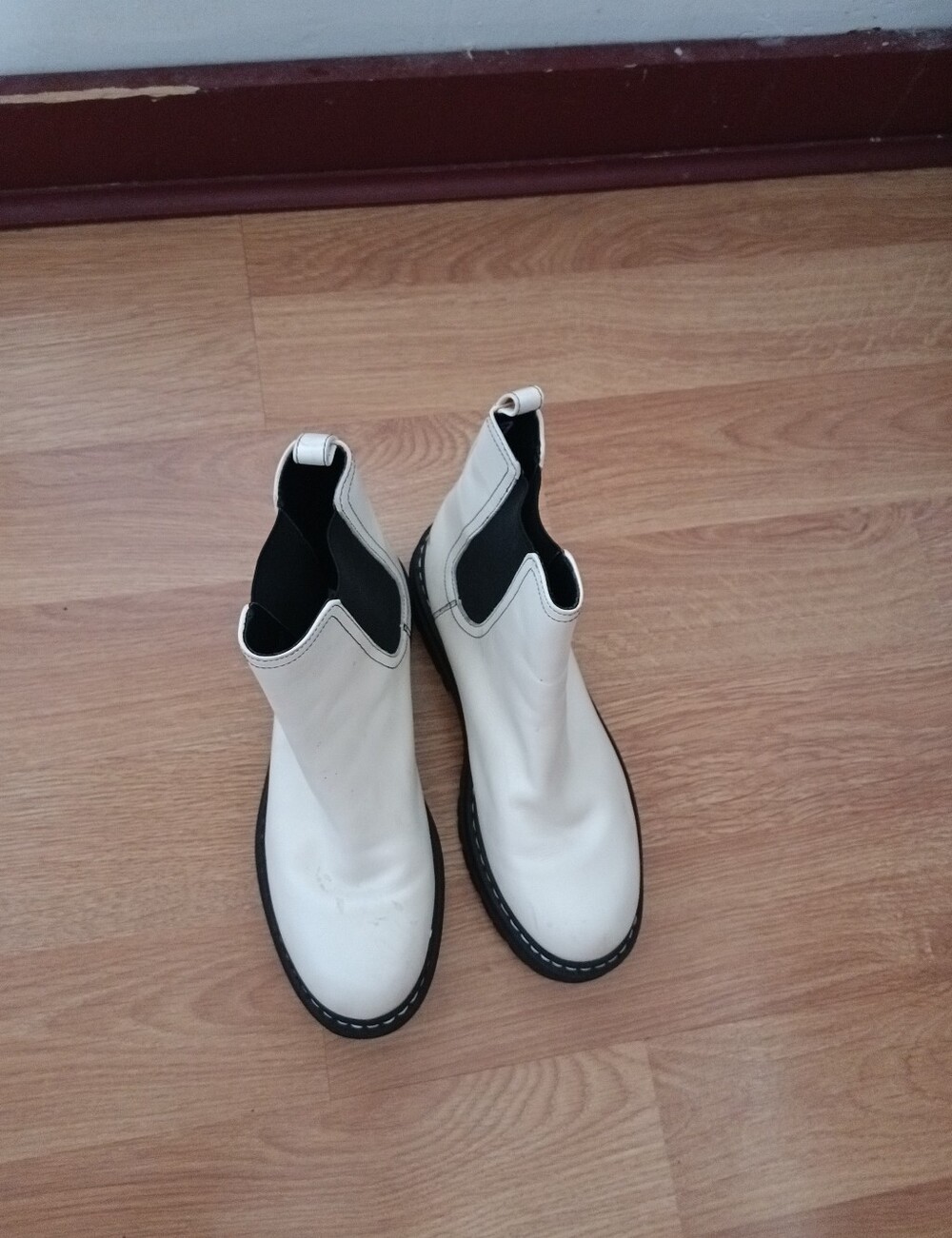 White Leather Ankle Boots with Black Elastic Panels